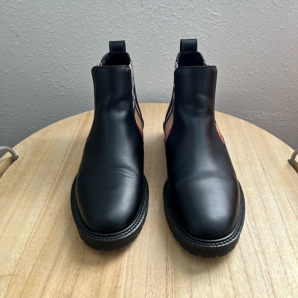 BURBERRY Check Panel Leather Chelsea Boots - Picture 2 of 6